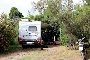 Photo n°9 de Corsica Natura camping naturiste à Linguizzetta (Parc naturiste)