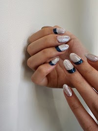 mauve nail