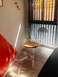 Photo n°1 de Aude RAULET - Cancer du sein-LPG- Traitement des cicatrices- Acupuncture- rééducation uro gynécologique H&F- Naturopathie à Roquebrune-sur-Argens (Kinésithérapeute)