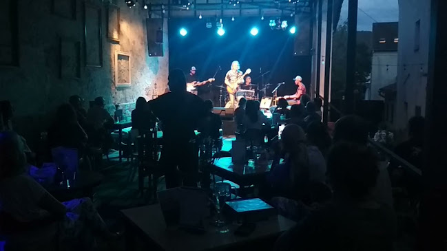 Komentáre a hodnotenia Hogo Fogo Jazz & Art Club