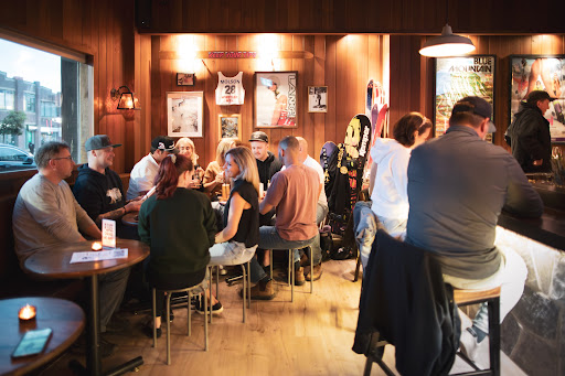 Bar Gondola
