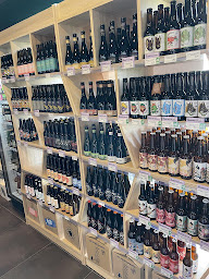 Photo n°34 de V and B Vernon à Saint-Marcel (Caviste)