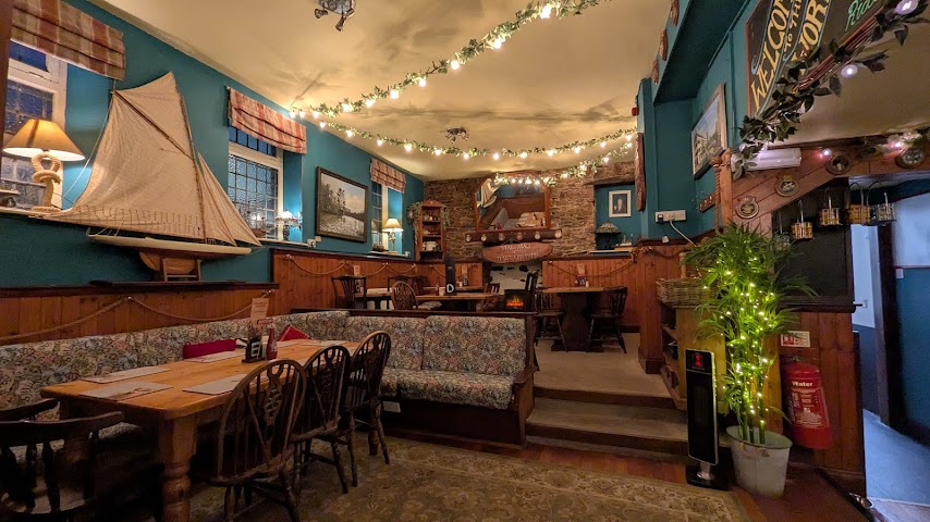 Clovelly Bay Inn by null