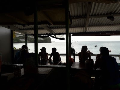 Photos of La Plywood Beach Bar Caf&eacute;