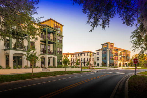 The Central on Orange Lake Apartments Logo