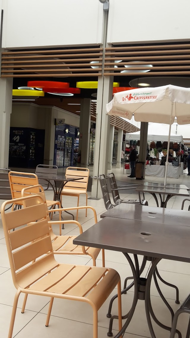 Centre Commercial Carrefour St Jean de Védas
