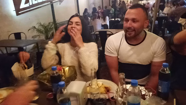 Opiniones de Mercado Gastronómico Melo en Melo - Restaurante