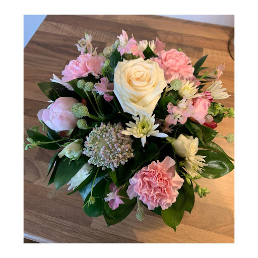 Flamingo Floral Designs - Thumbnail