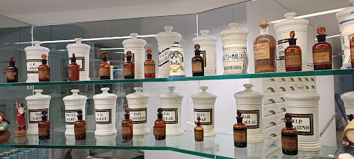 Farmàcia Magaña Gallery - Spain