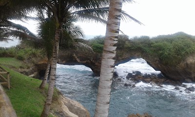Photos of Caba&ntilde;a Timonel
