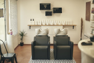 Photo n°2 de L’atelier 10 à Amanlis (Salon de coiffure)