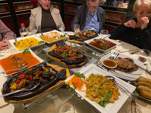 Chinees Indisch Specialiteiten Restaurant Lotus Gallery - Netherlands