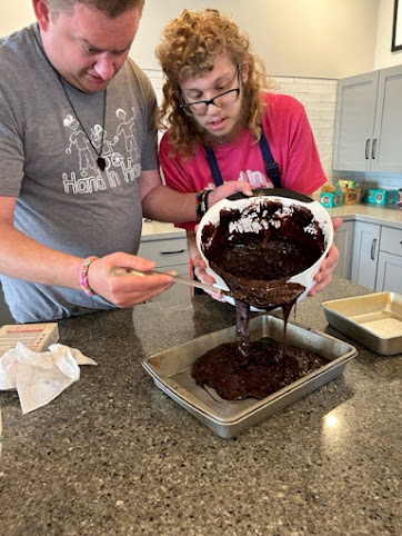 Hand in Hand by null