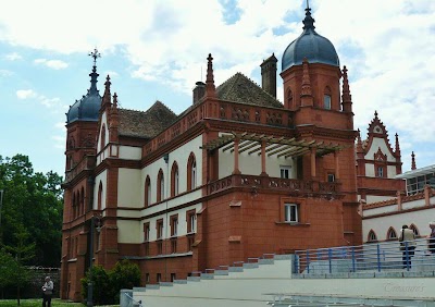 Photos of E&ouml;tv&ouml;s K&aacute;roly County Library
