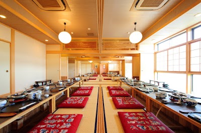 水炊き 新三浦 博多本店