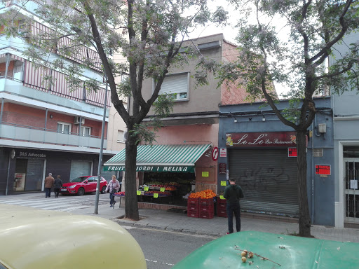 Fruites Jordi I Melina Logo
