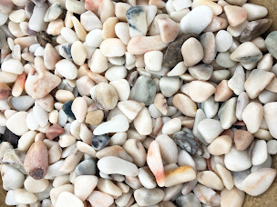 Photo n°19 de Roches et Galets - Pierres naturelles et aménagement paysager à Marseille (Fournisseur de sable et de gravier)