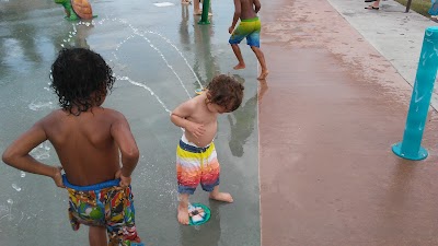 Shadow Wood Splash Pad - West Fargo Park District