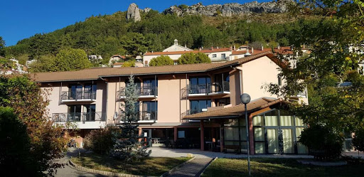 Photo de Maison de Retraite Le Val de Serres à Serres-Castet (64121)