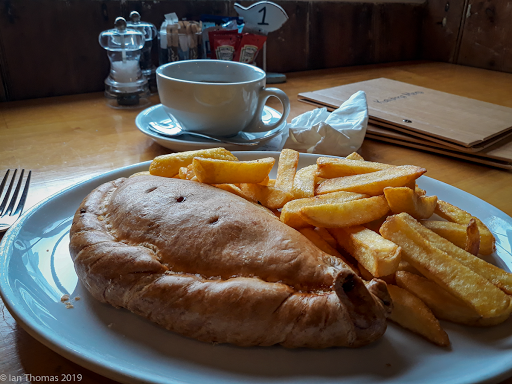 Kavorna Cafe & Bistro - Thumbnail