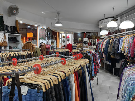 Clot vintage Gallery - Spain