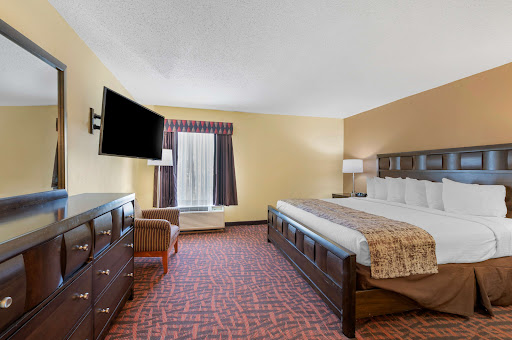 Best Western Louisville East Inn & Suites - Thumbnail