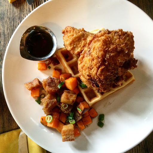 Longman & Eagle - Visual