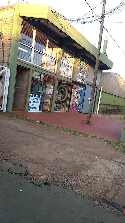 Photos of Aldos LIBRER&Iacute;A