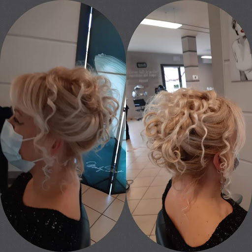 Moda Capelli Snc Di Miriam E Giuliana Pandolfi - Thumbnail