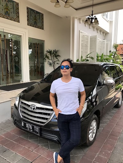 Photos of Car Rental Solo Sinod168