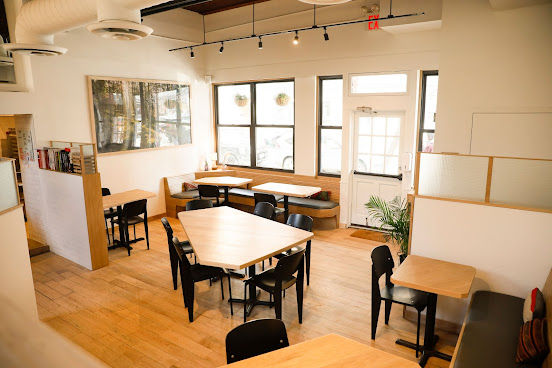 Leland Eating and Drinking House by null