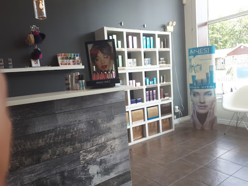 Le Blanc Bar A Ongles Et Soins - Thumbnail