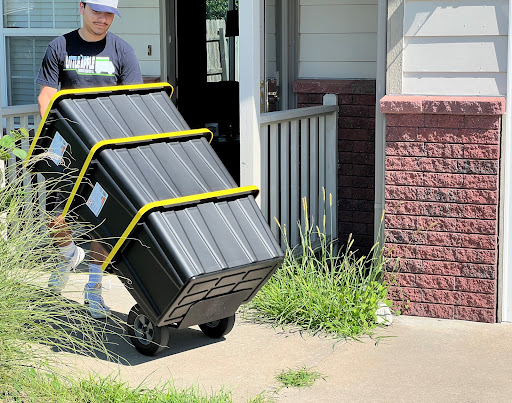 Little Apple Moving Company LLC - Thumbnail