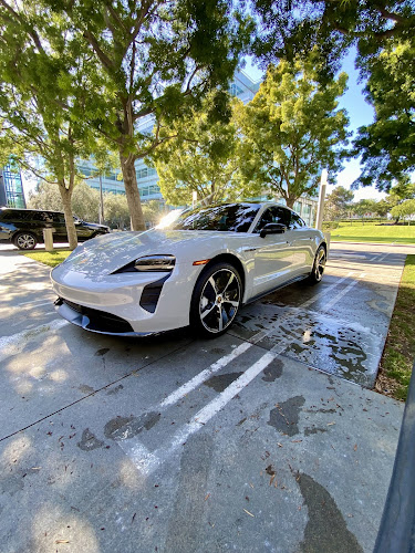 Dirty Dean's Detailing