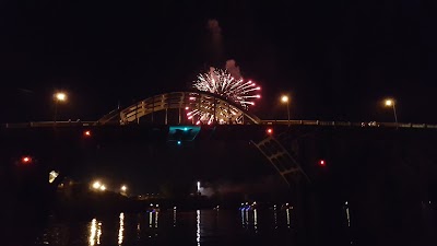 Photos of Edmund Pettus Bridge