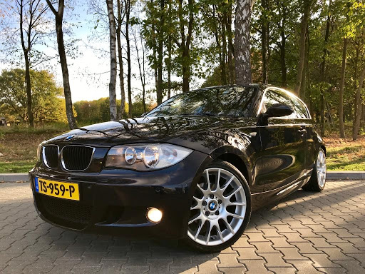 Van Randwijk Autos - Thumbnail
