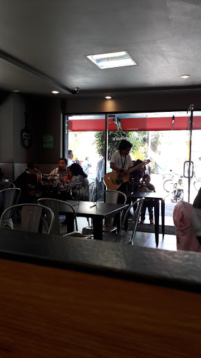 Domino's San Martín Gallery - Mexico