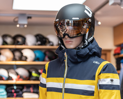 Ski Top - Visual