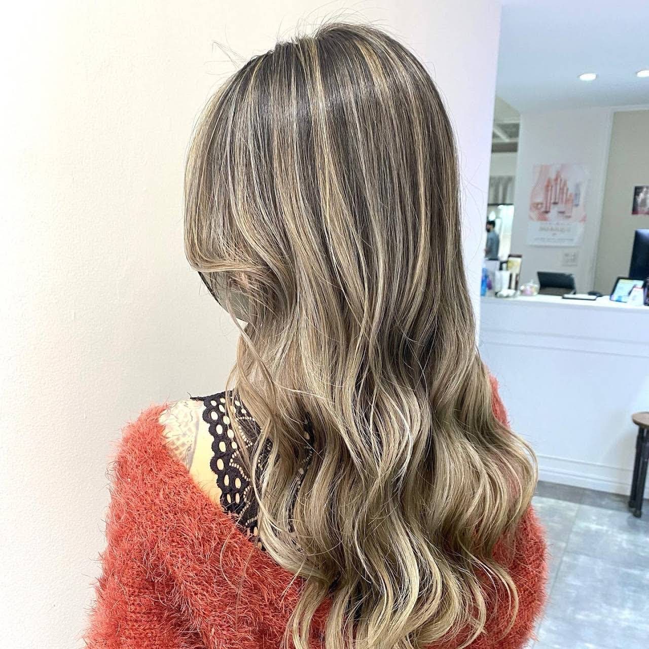 Elem Balayage Gradation Color 心斎橋 大阪市なんば心斎橋の美容院 美容室 ヘアサロン カット 外国人風カラー ホリスティック クーポン