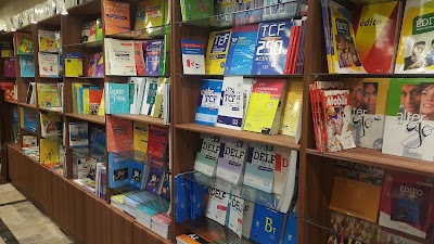 Photos of نشر و پخش کتابسرای وصال