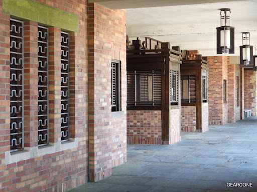 West Bathhouse - Thumbnail