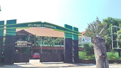 Photos of MTs Negeri 1 Surabaya
