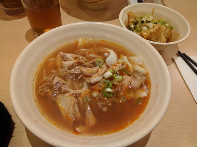 Lon-Men's Noodle House