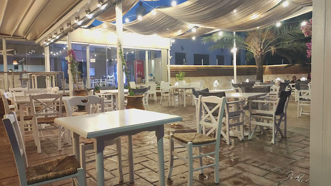 Αξιολογήσεις για το Raft Beach Bar Restaurant στην Μέγαρα - Μπαρ