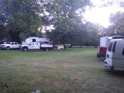 Whispering Oaks Campground