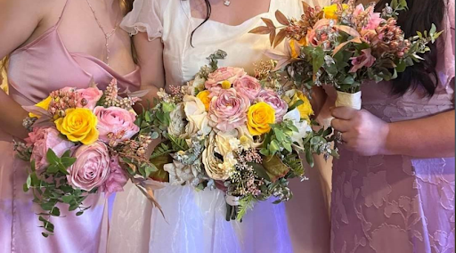 Greenfield Blooms and Gifts - Thumbnail