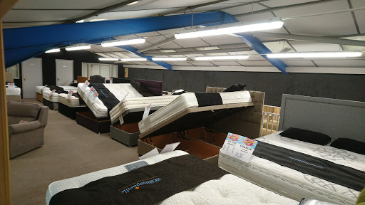 Brian Fox Carpets & Beds - Thumbnail