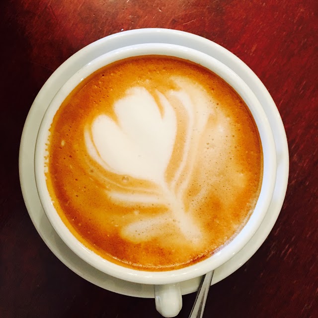 Cafe Einstern