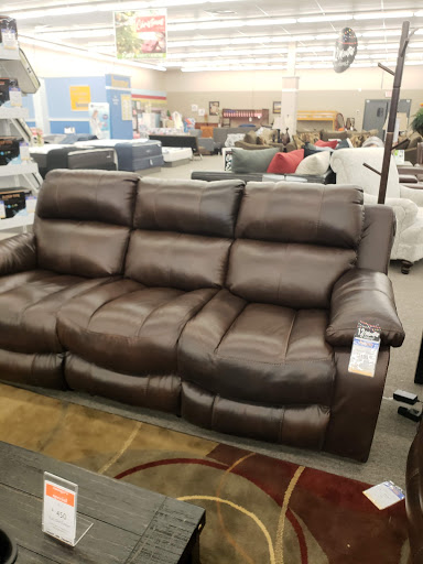 Farmers Home Furniture | Paris, TN - Thumbnail