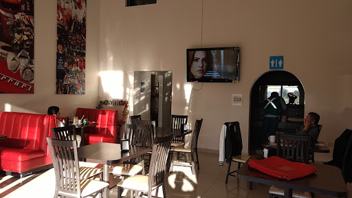 Macarroni Ristorante Pizzeria